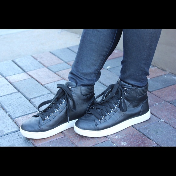 Steve Madden Shoes - Steve Madden High Tops Black Size 8 Steve Madden Shoes - Steve Madden High Tops Black Size 8